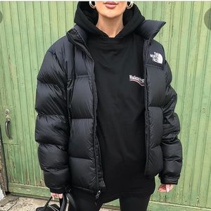 The North Face Nuptse Black Puffer Jacket 700 Y2K